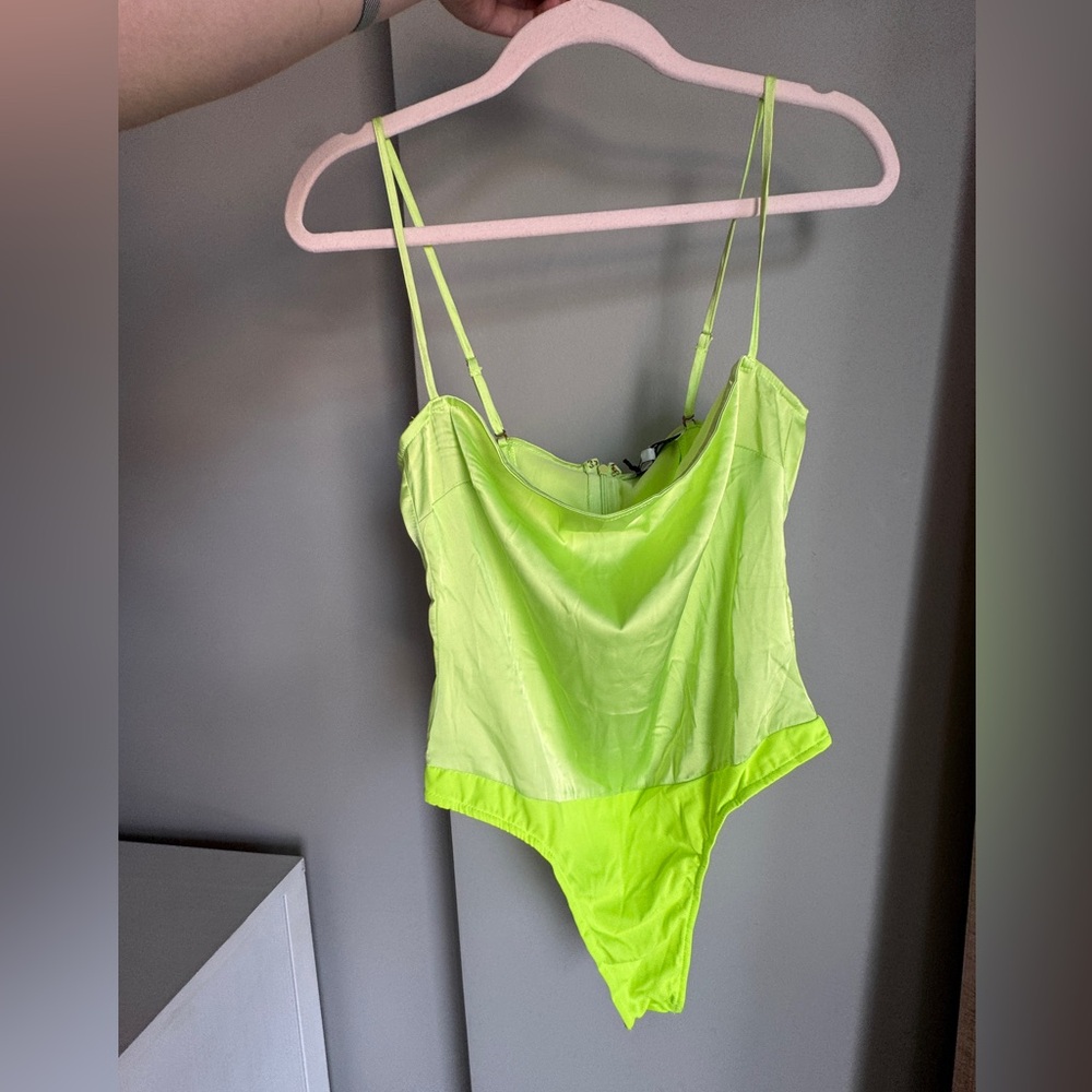 NWT WeWoreWhat (M) Strappy Satin Chiffon Bodysuit Green - Picture 6 of 8